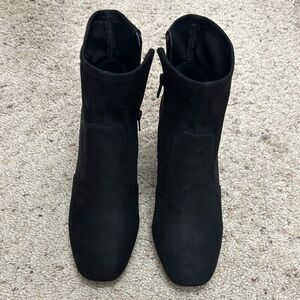 NWOT Kelly & Katie boots
